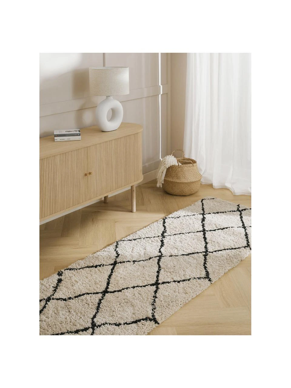 Westwing Collection Flauschiger Hochflor-Läufer Nouria, handgetuftet, B 80 x L 200 cm – Bild 3