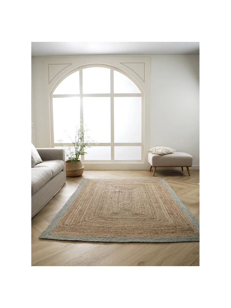 Westwing Collection Handgefertigter Jute-Teppich Shanta mit mintgrünem Rand, B 80 x L 150 cm (Größe XS) – Bild 2
