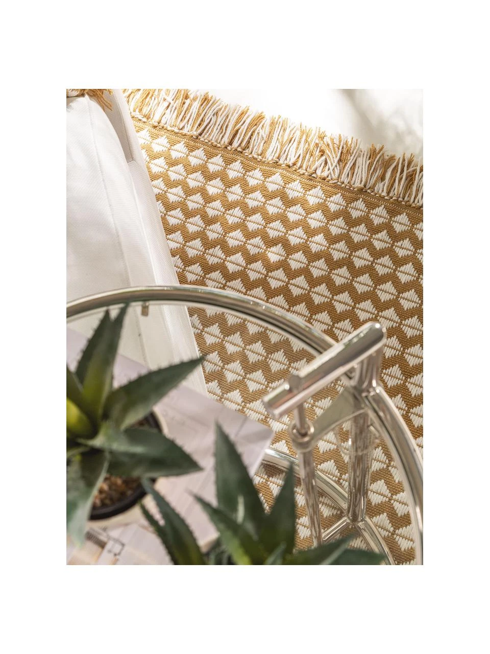 Benuta In- & Outdoor-Teppich Morty mit Ethnomuster und Fransen, B 80 x L 150 cm (Größe XS) – Bild 2